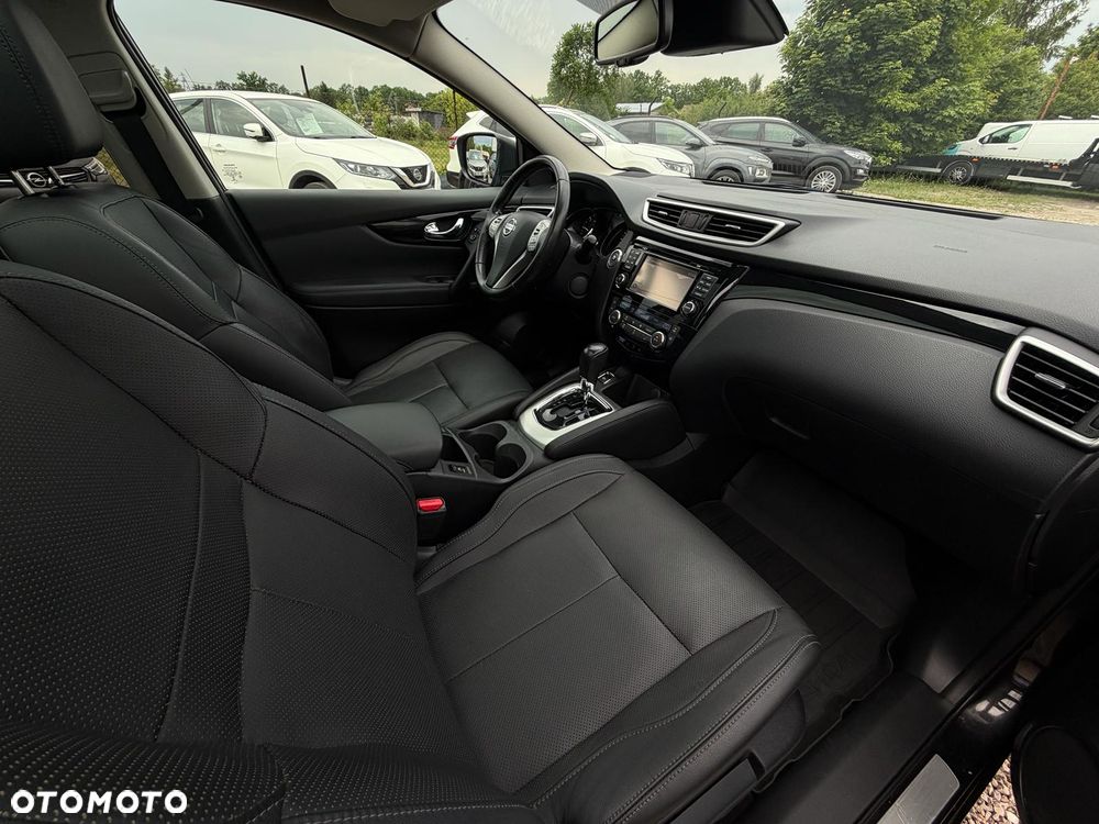 Nissan Qashqai 1.6 dCi Xtronic TEKNA+ - 24