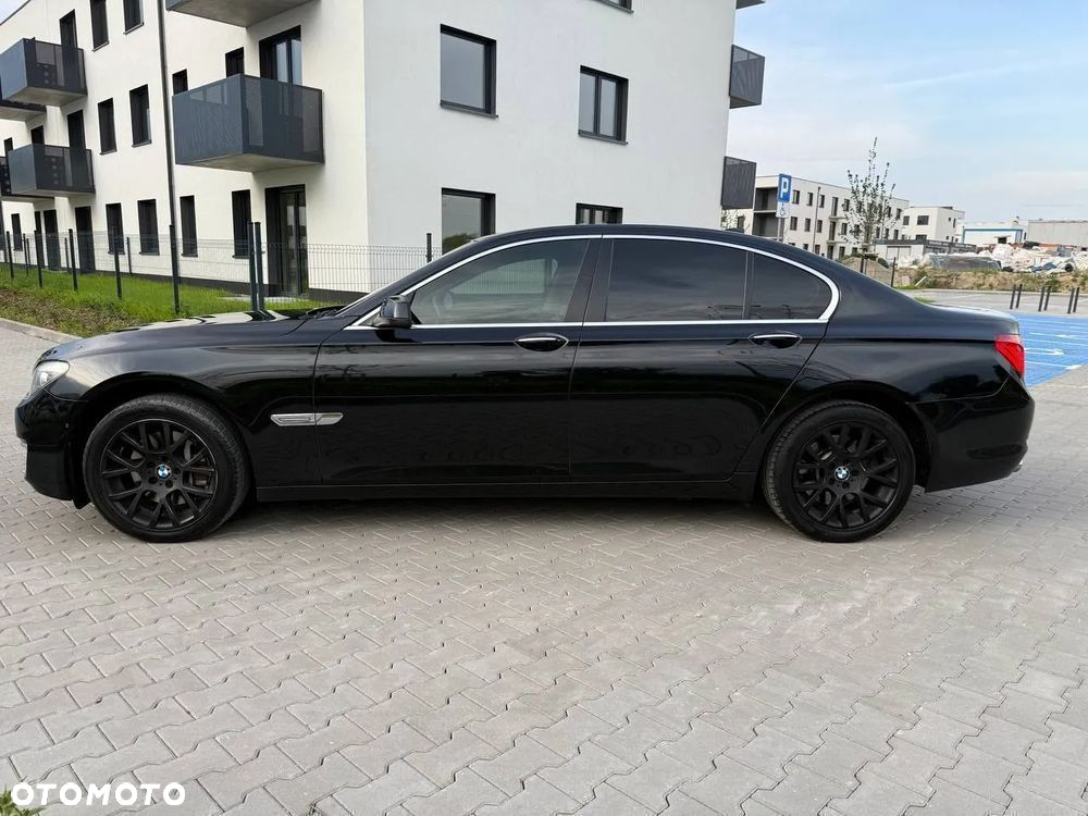 BMW Seria 7 730d - 12