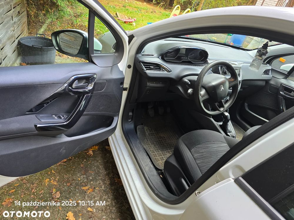 Peugeot 208 1.6 BlueHDi Active - 10