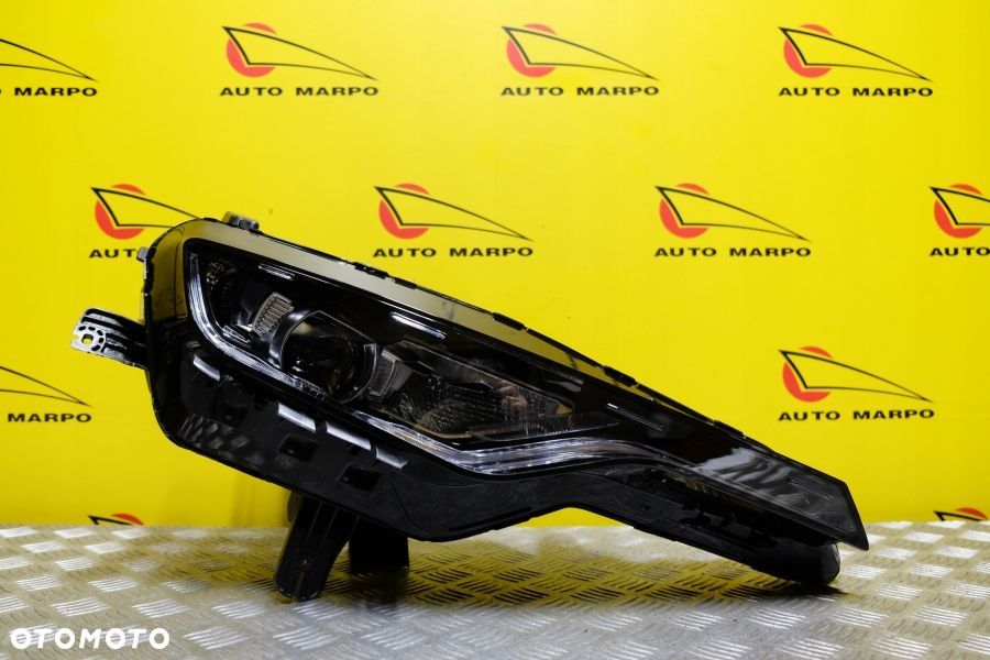 CHEVROLET CAMARO LIFT 2019 - REFLEKTOR LAMPA FULL LED R USA - 2