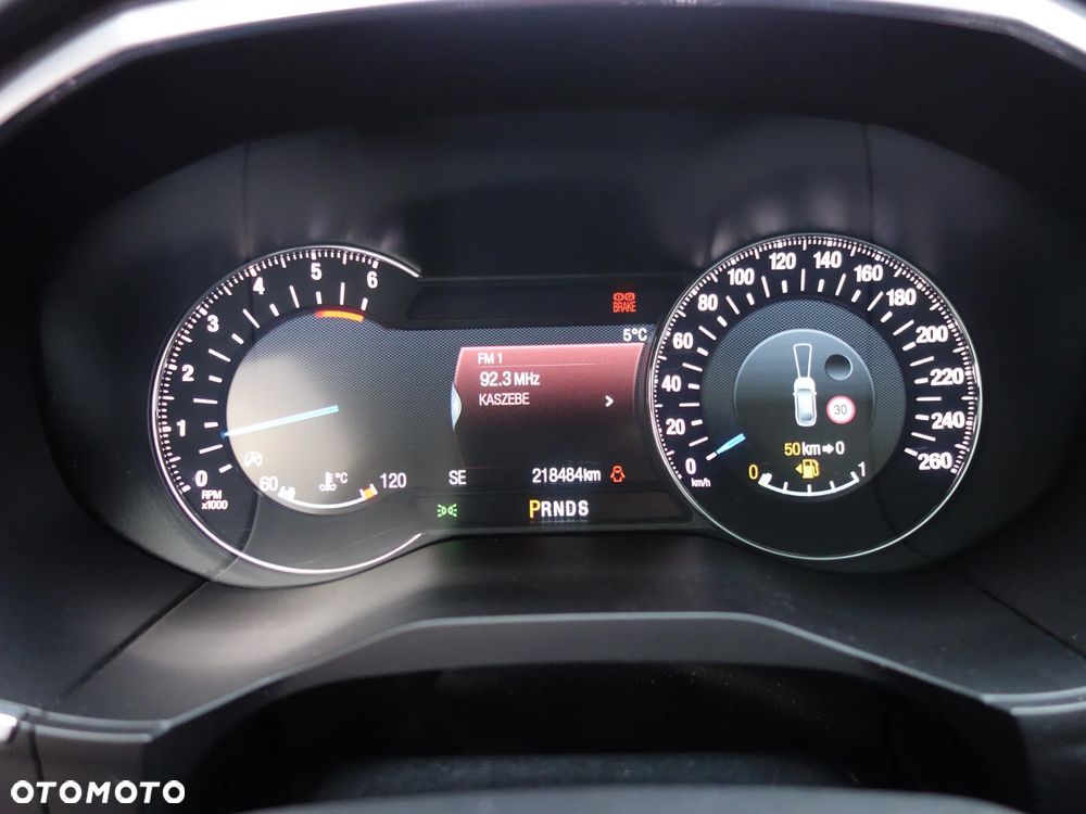 Ford S-Max 2.0 TDCi 4WD Titanium PowerShift - 32