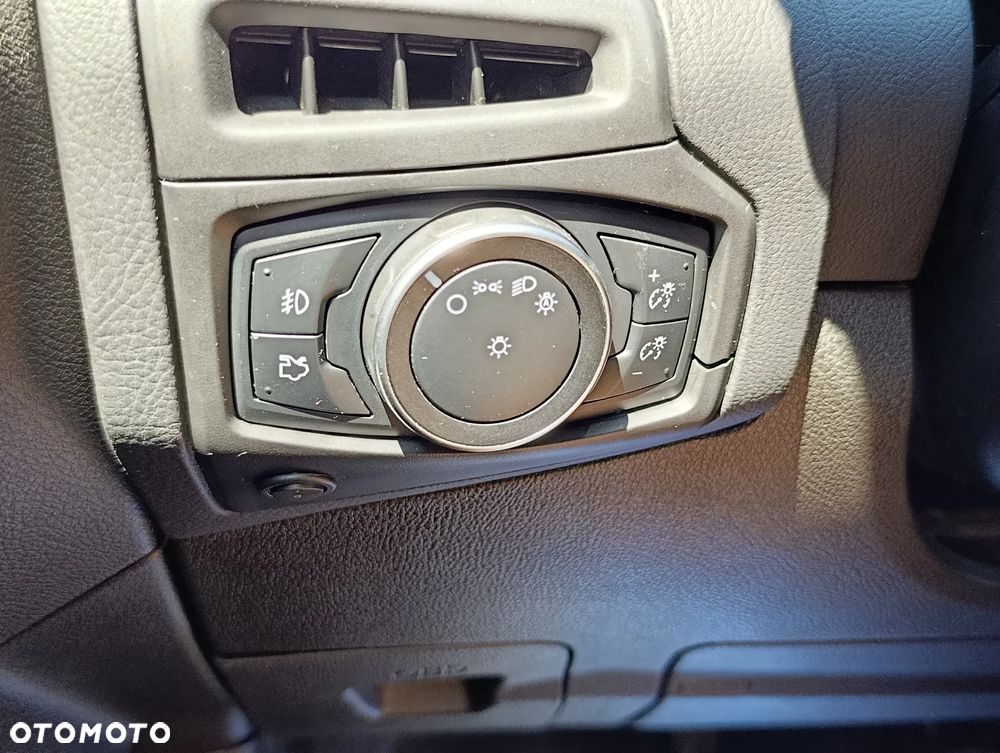 Ford Focus 2.0 EcoBoost ST - 28