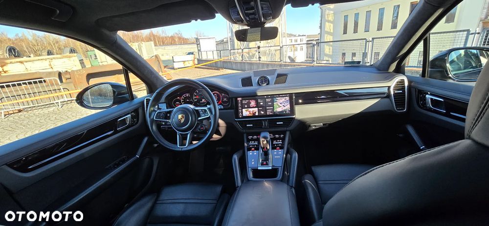 Porsche Cayenne Standard - 19