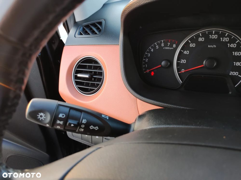 Hyundai i10 - 15
