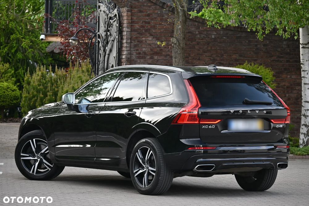Volvo XC 60 D5 SCR AWD R-Design - 13