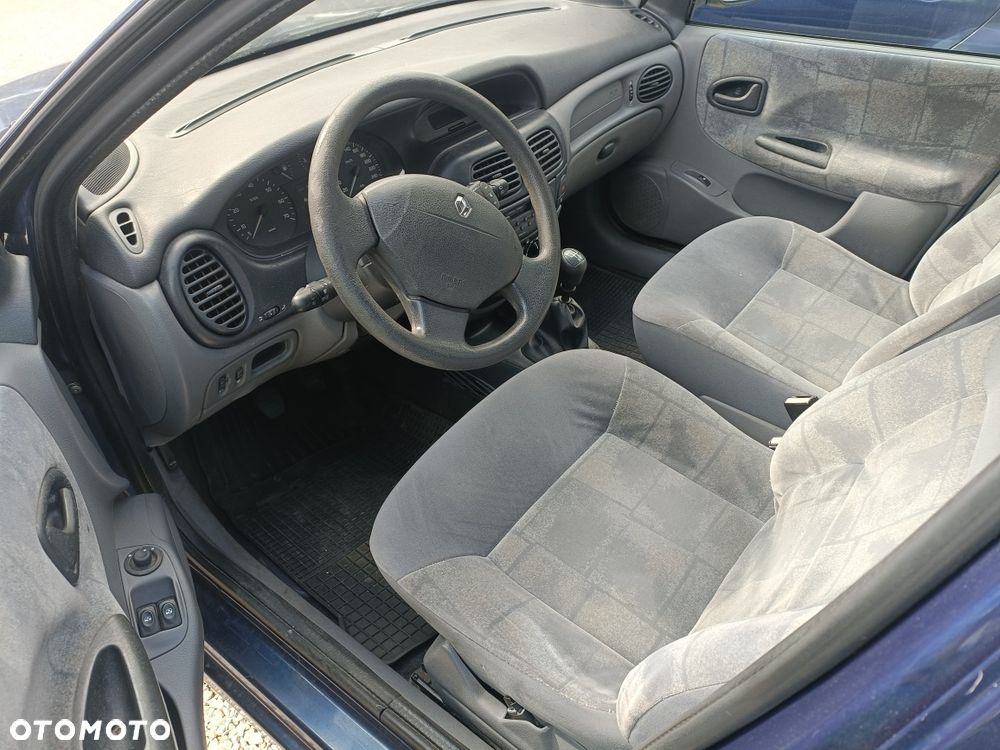 Renault Megane - 7