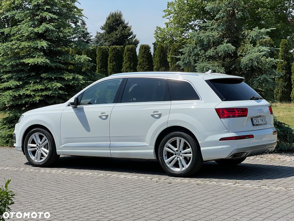 Audi Q7 - 4