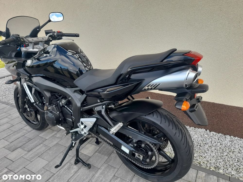 Yamaha FZ6 - 5