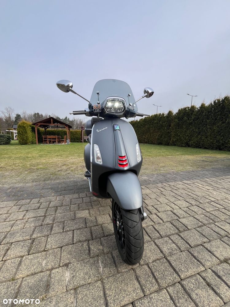 Piaggio Vespa - 12