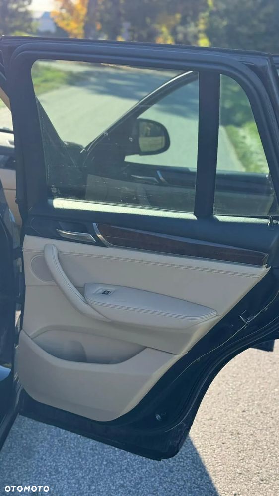 BMW X3 xDrive28i Sport-Aut - 10