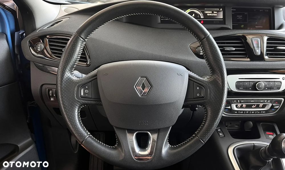 Renault Scenic Energy TCe 130 S&S Bose Edition - 11
