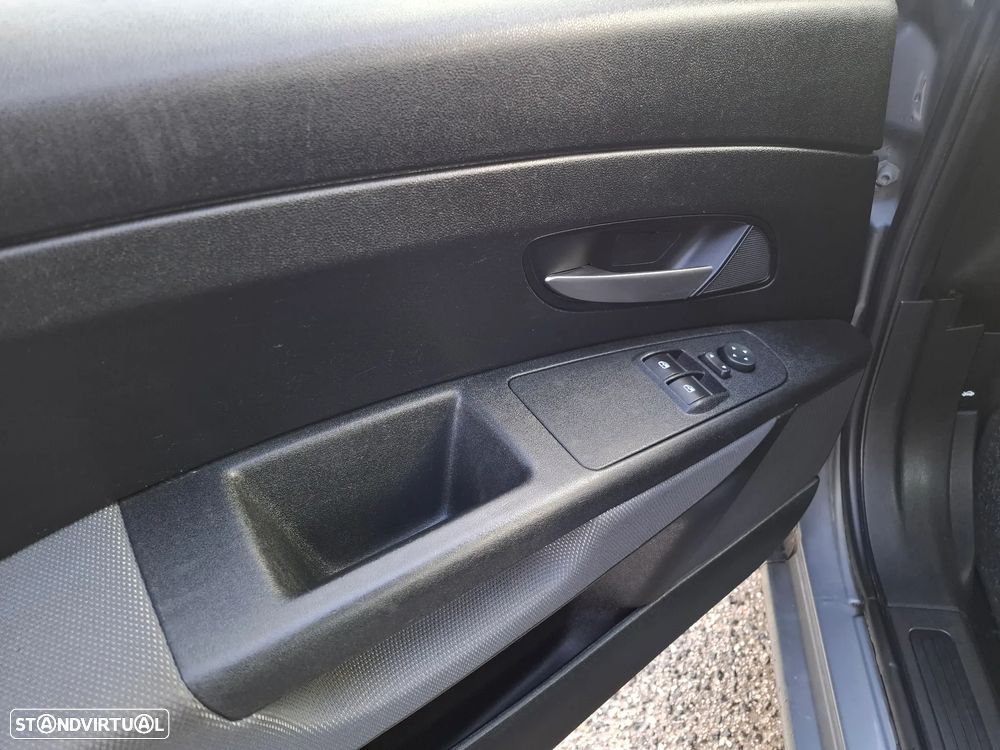 Fiat Grande Punto 1.3 M-Jet Active - 9