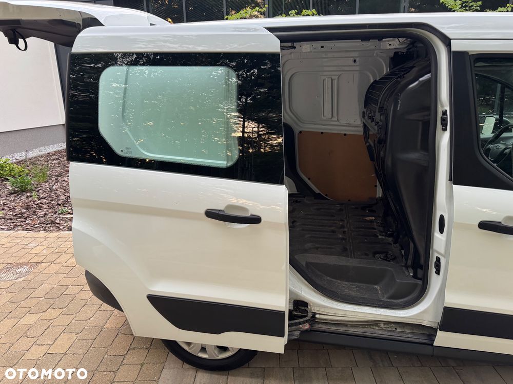 Ford Transit Connect - 11
