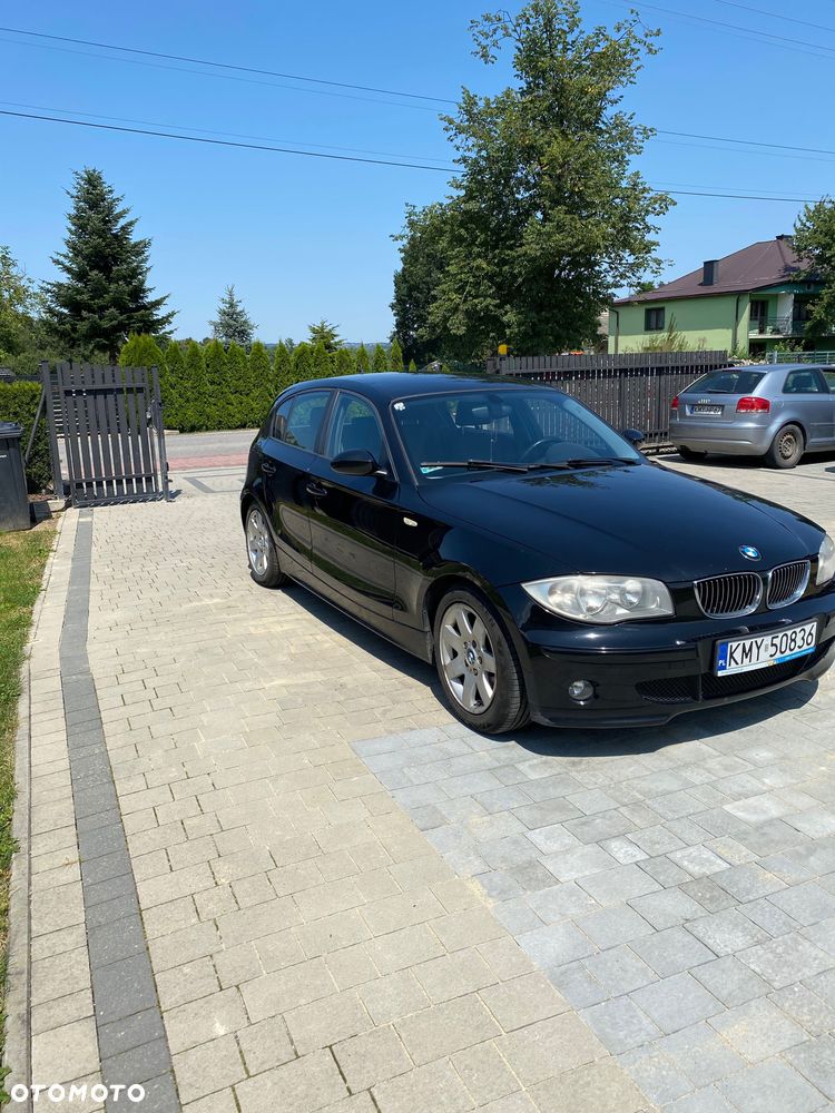 BMW Seria 1 2005 photo 2