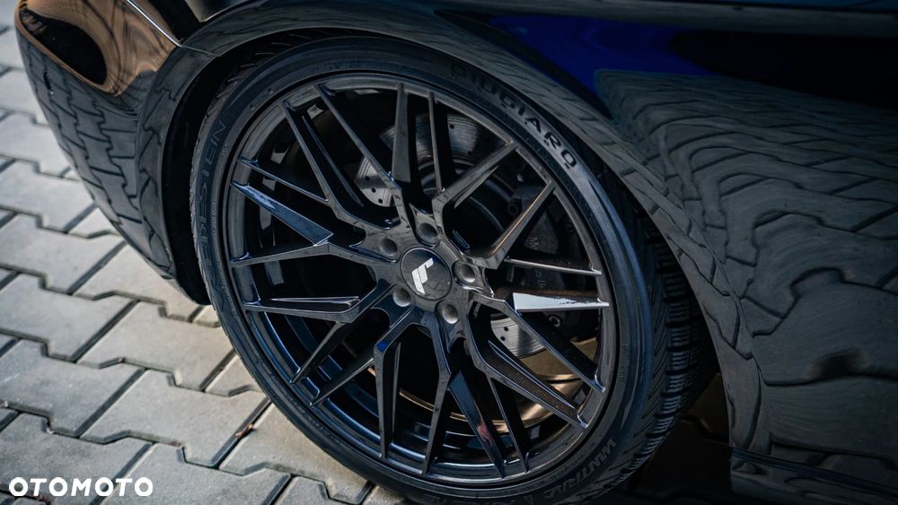 Mercedes-Benz CLS - 14