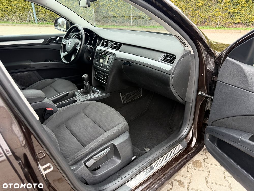Skoda Superb 2.0 TDI Ambition - 20