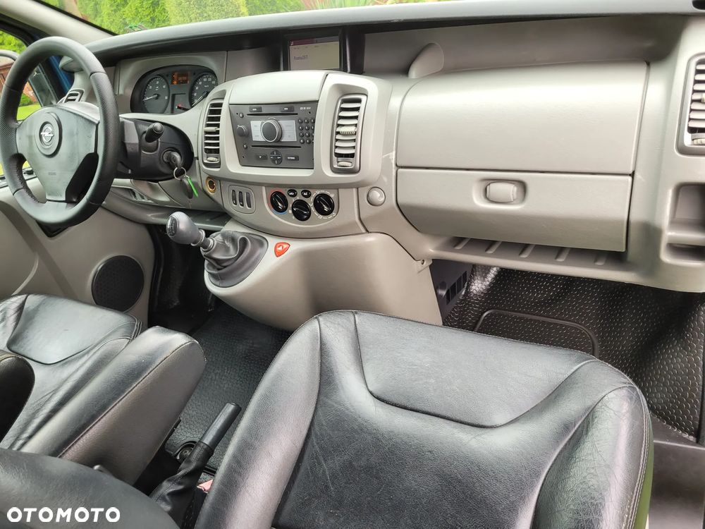 Opel VIVARO - 19