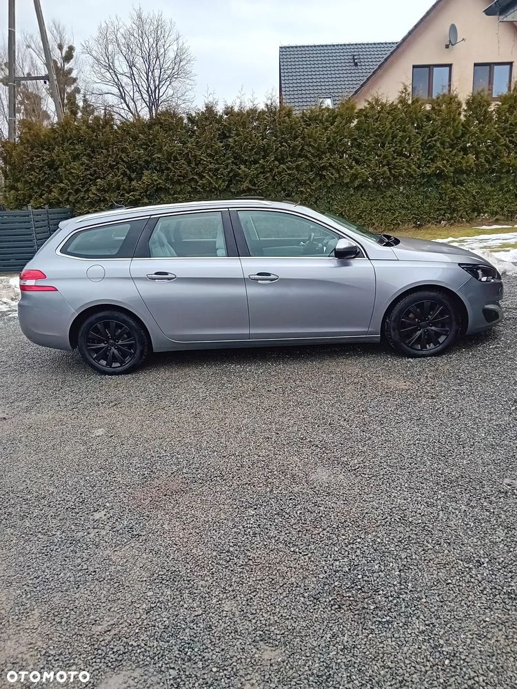 Peugeot 308 BlueHDi FAP 120 EAT6 Stop & Start Allure - 4