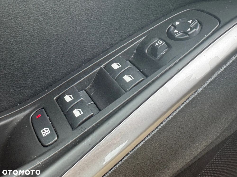 Opel Grandland X - 15