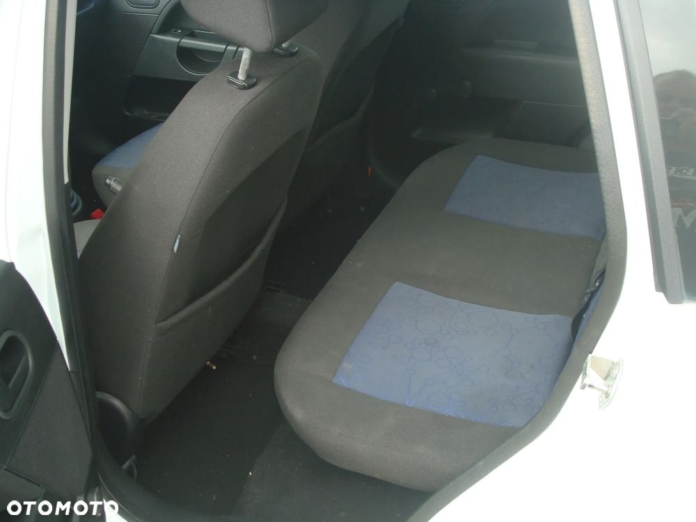 Ford Fiesta 1.25 Trend - 21