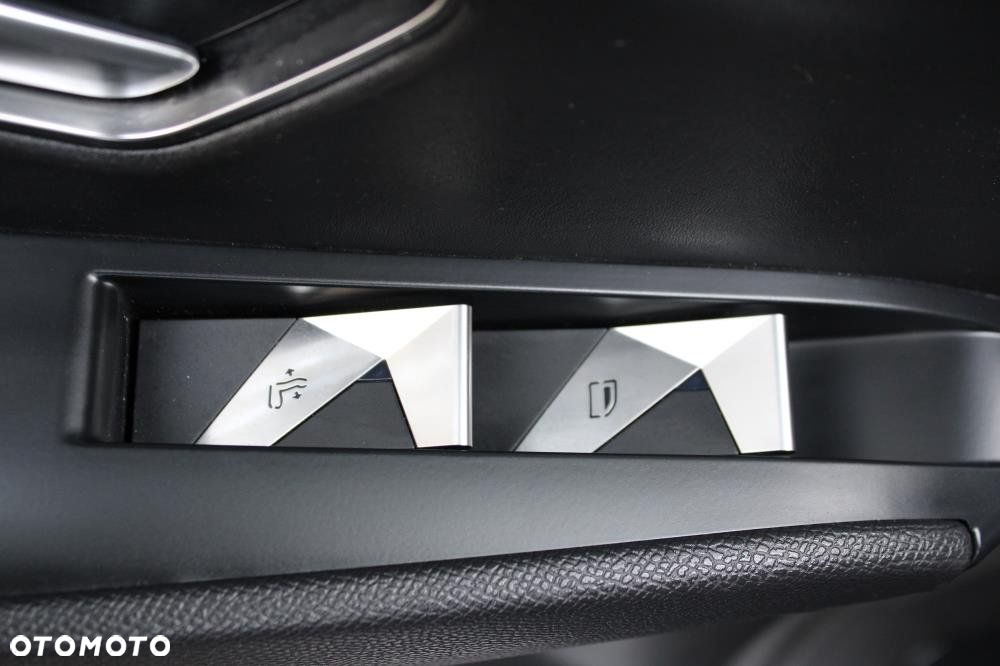 DS Automobiles DS 7 Crossback - 14