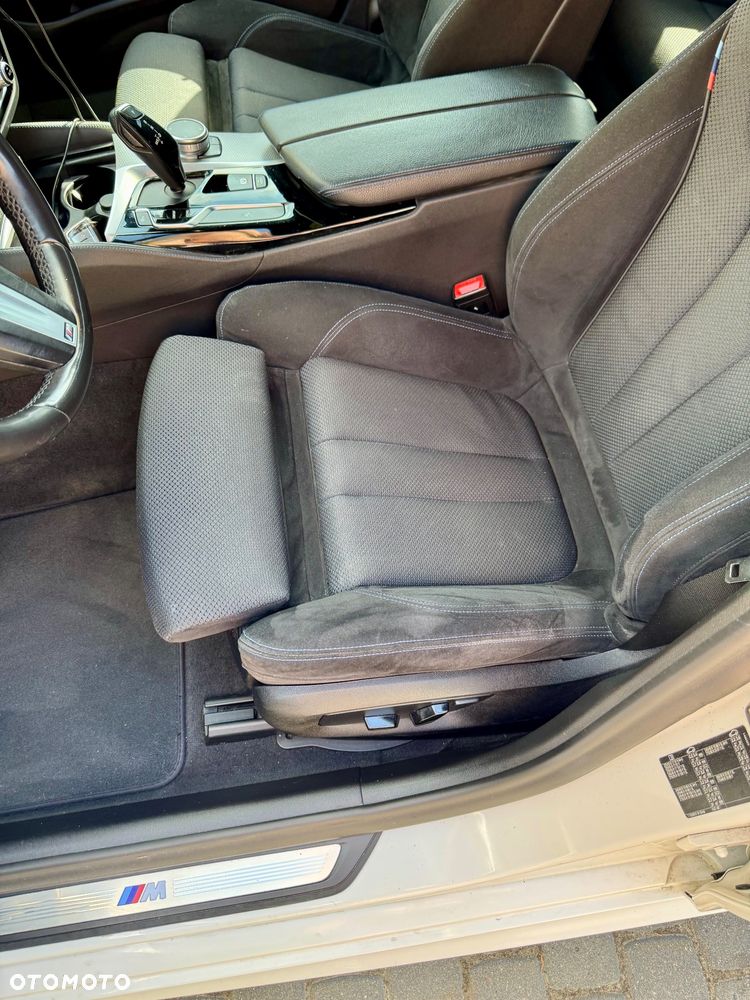 BMW Seria 5 520d M Sport sport - 9