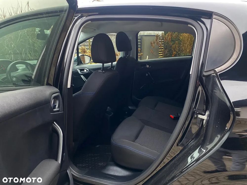 Peugeot 208 82 VTI Active - 10