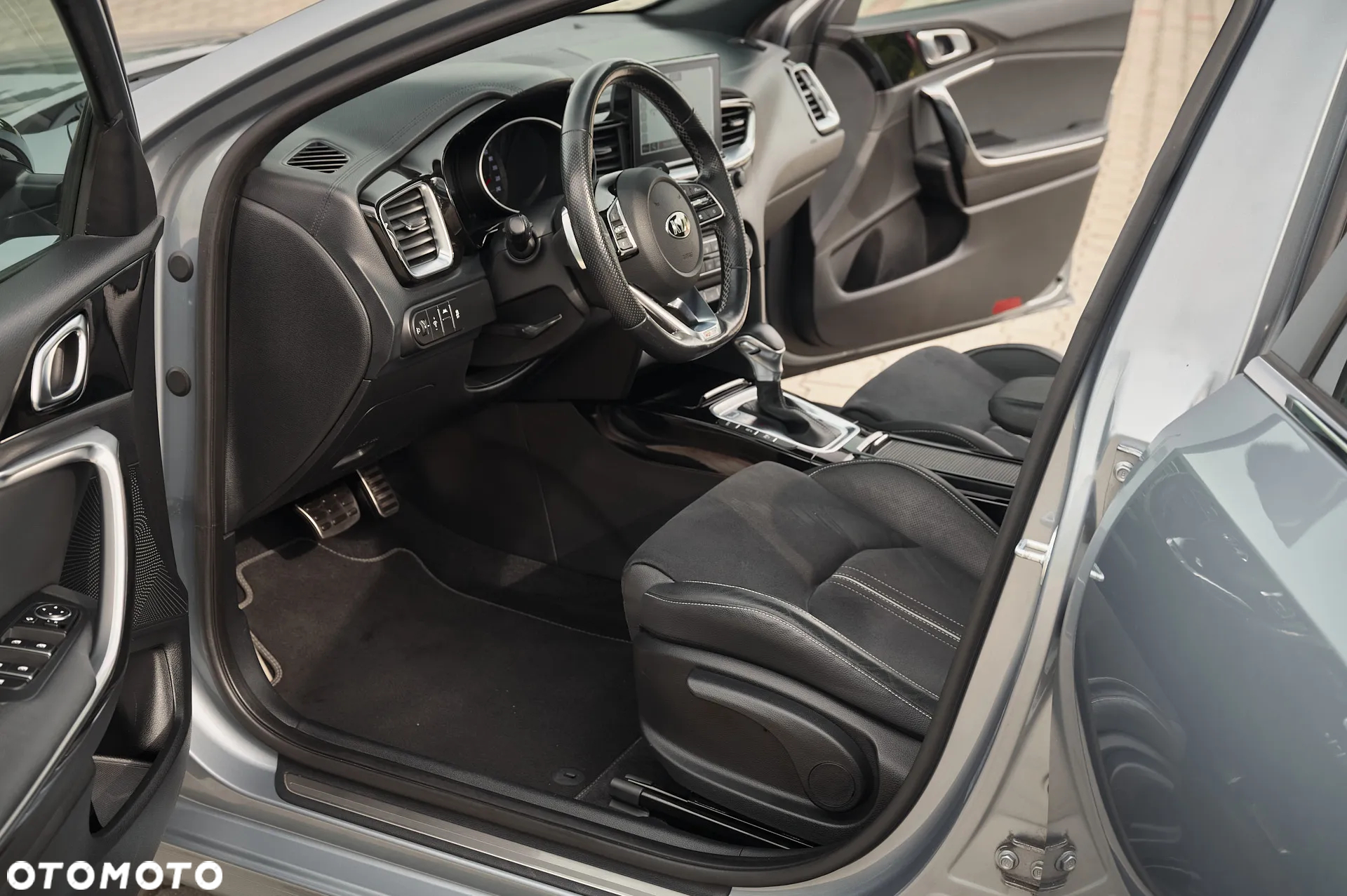 Kia Ceed SW 1.4 T-GDI DCT OPF GT Line - 16