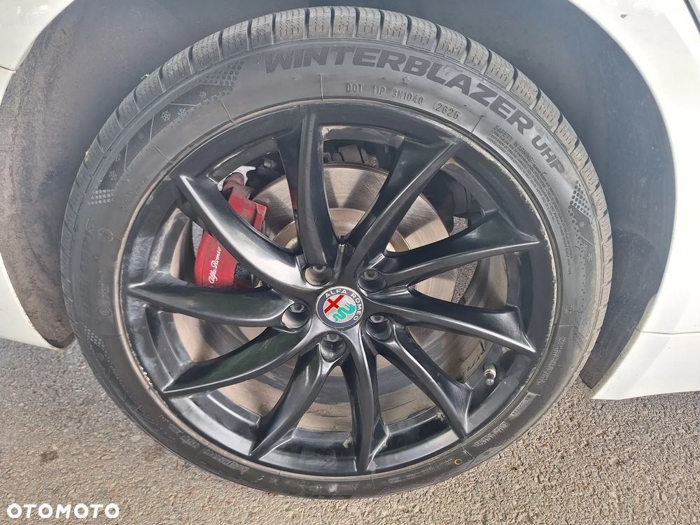 Alfa Romeo Giulia 2.0 Turbo TI Q4 - 18