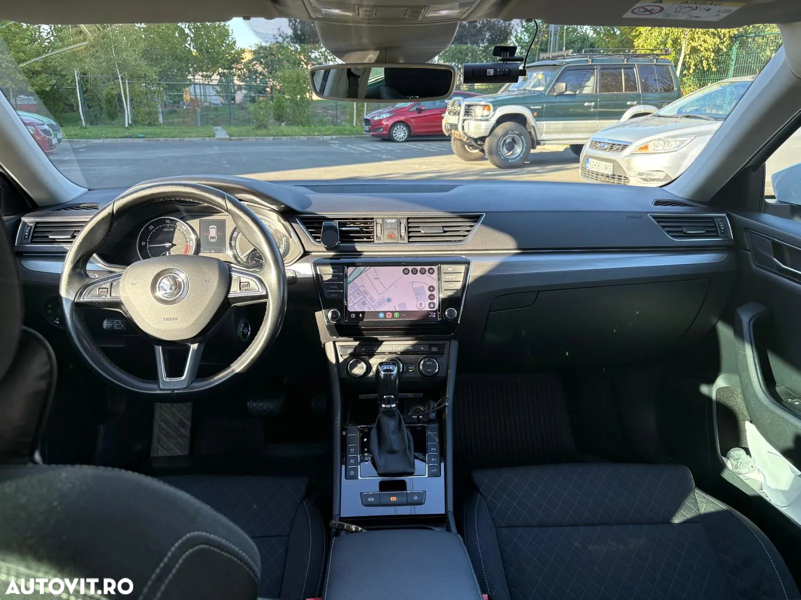 Skoda Superb 2.0 TDI DSG 4X4 Style - 11