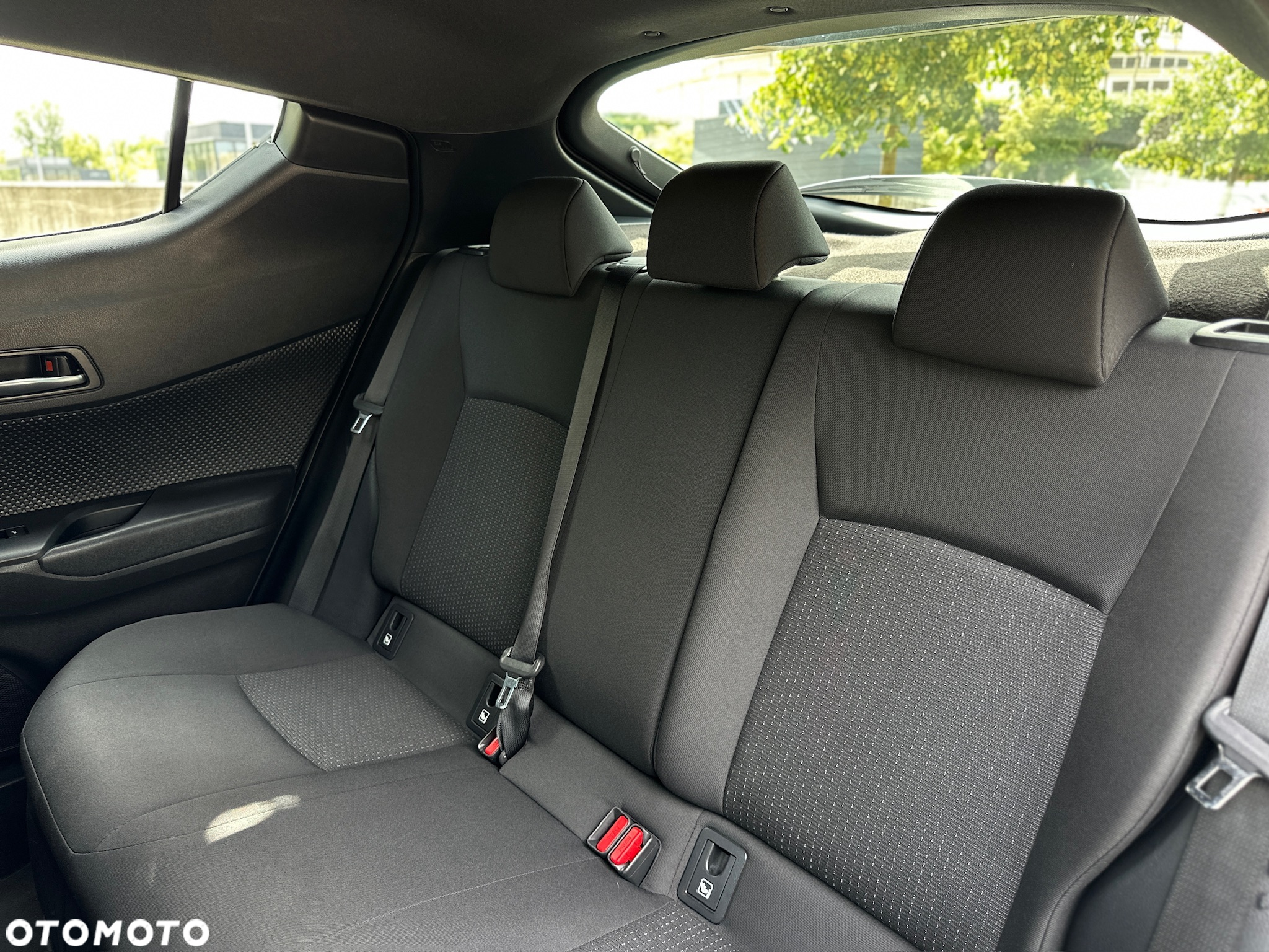 Toyota C-HR 1.8 Hybrid Executive - 17