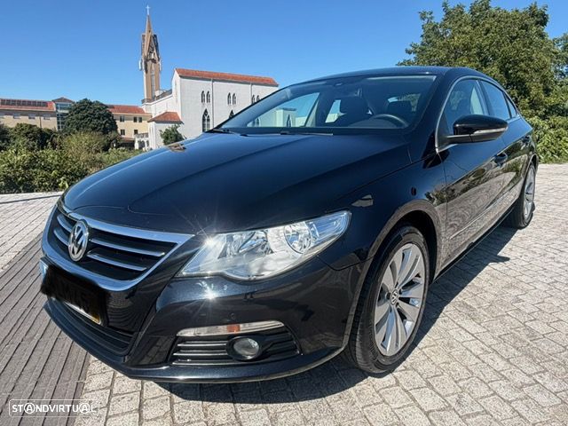 VW Passat CC 2.0 TDi BlueMotion - 17
