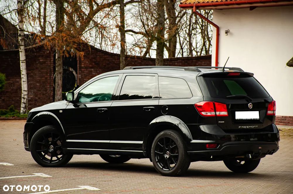 Fiat Freemont 2.0 Multijet 16V DPF Automatik Allrad Black Code - 21