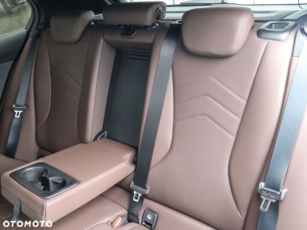 BMW Seria 1 118d M Sport sport - 26