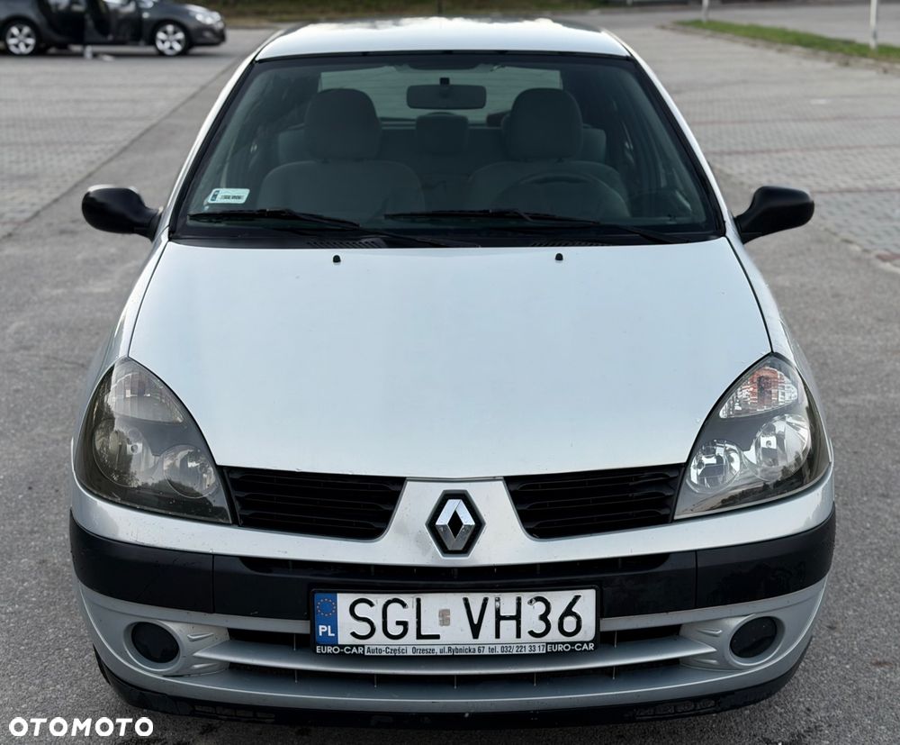 Renault Clio - 2