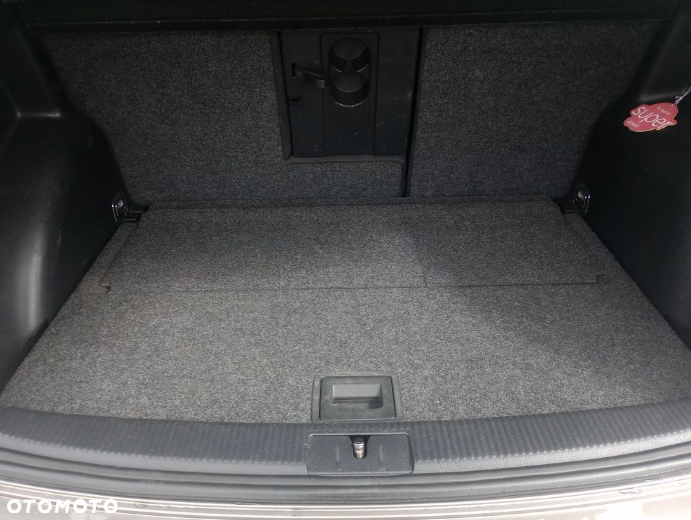 Volkswagen Golf Plus - 15