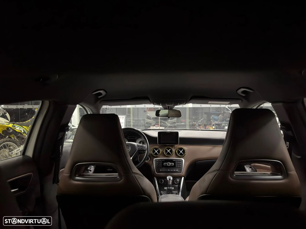 Mercedes-Benz A 180 CDI (BlueEFFICIENCY) AMG Sport - 19