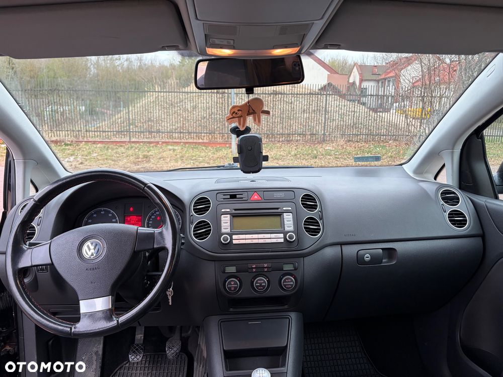 Volkswagen Golf 1.6 Comfortline - 5