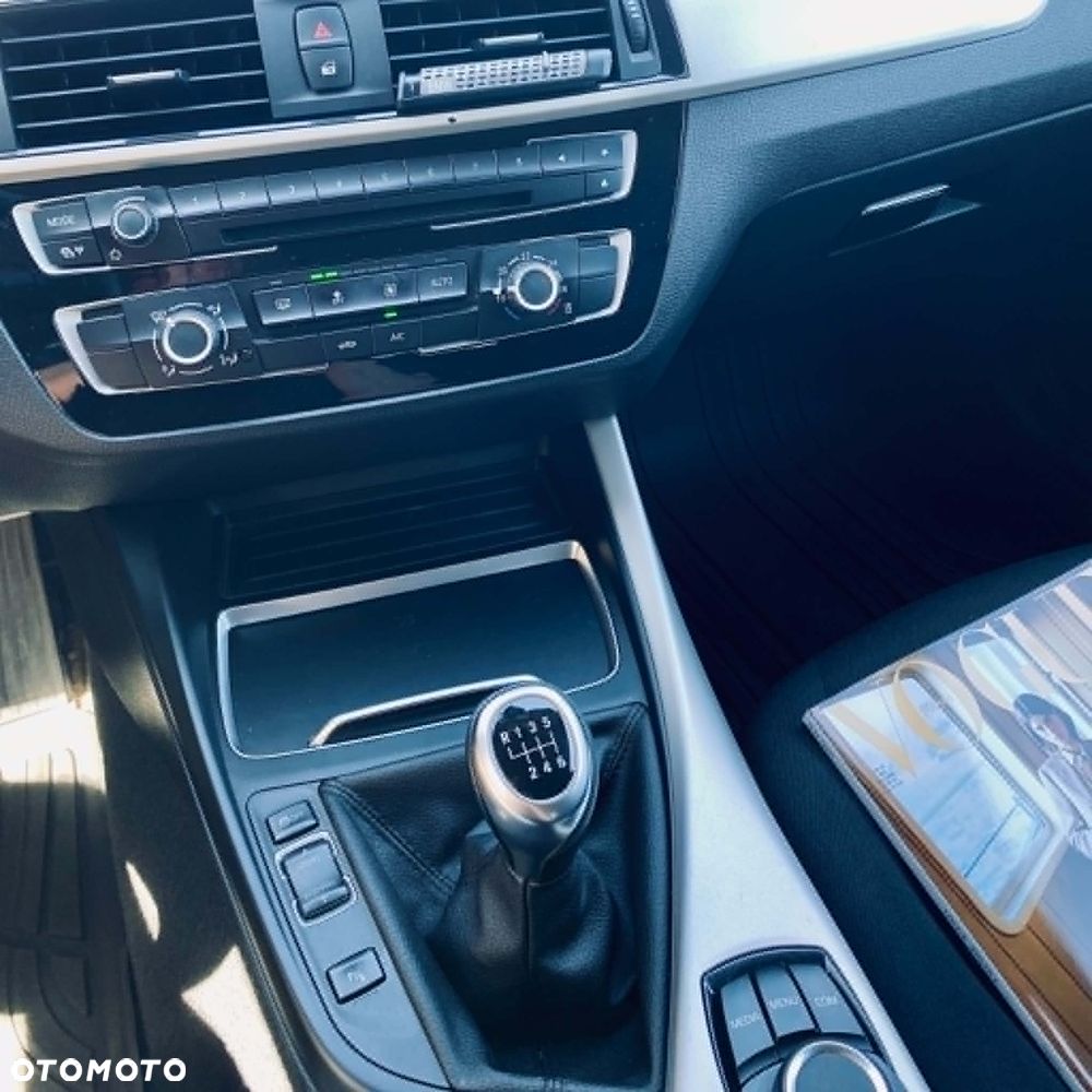 BMW Seria 1 118i Advantage - 10
