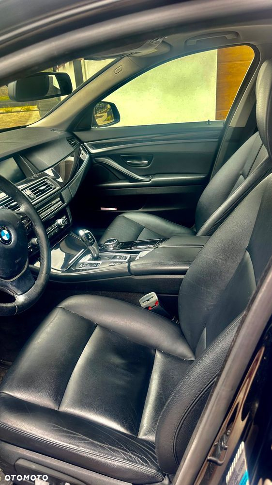 BMW Seria 5 520d xDrive Luxury Line - 7