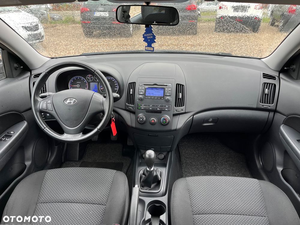 Hyundai i30 1.4 FIFA WM Edition - 11