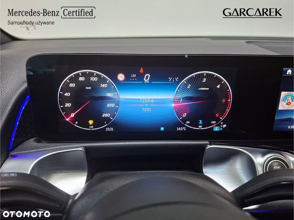 Mercedes-Benz GLB - 28