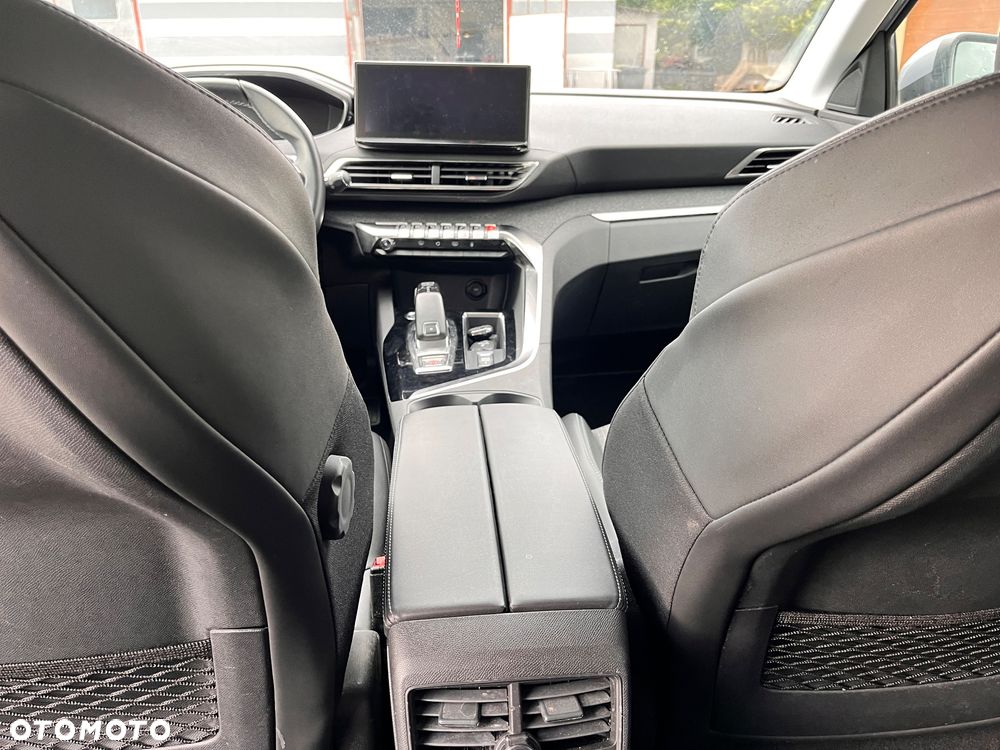 Peugeot 3008 1.2 PureTech Allure Pack S&S EAT8 - 26