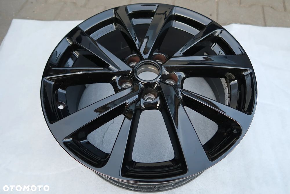 S2 Felga Aluminiowa Mazda BDEL-V3-810  7x18et45 - 7