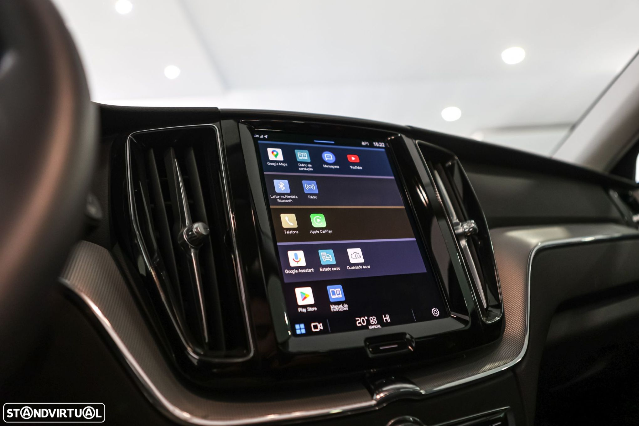 Volvo XC 60 2.0 B4 Plus Dark - 30