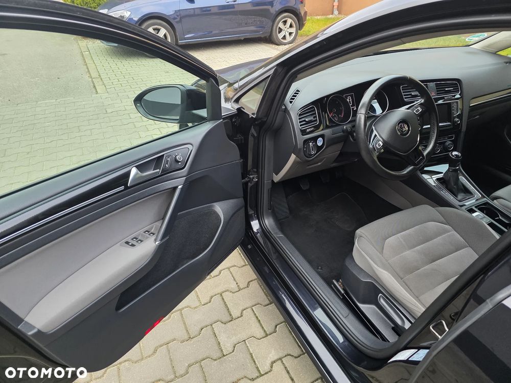 Volkswagen Golf 2.0 BlueTDI Highline - 10