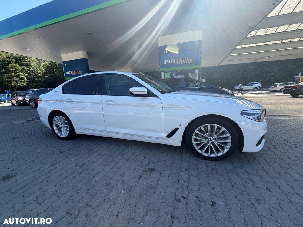 BMW Seria 5 530i AT - 8