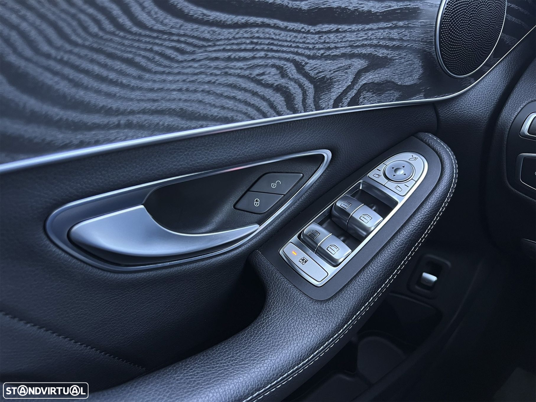 Mercedes-Benz C 180 d AMG Line - 22