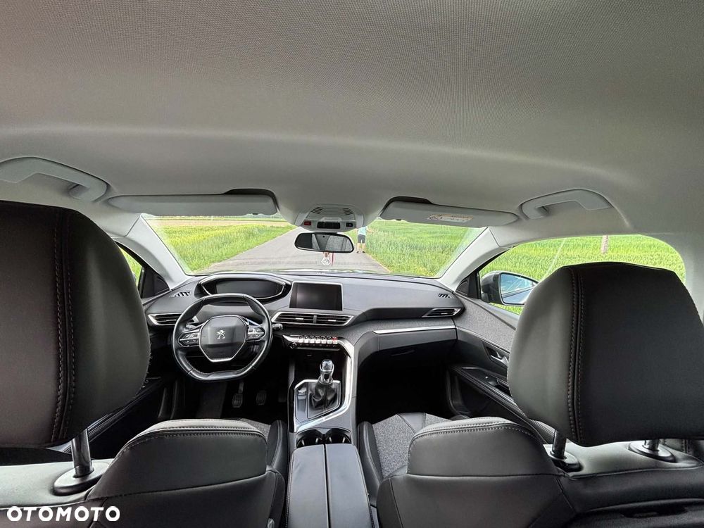 Peugeot 5008 - 4