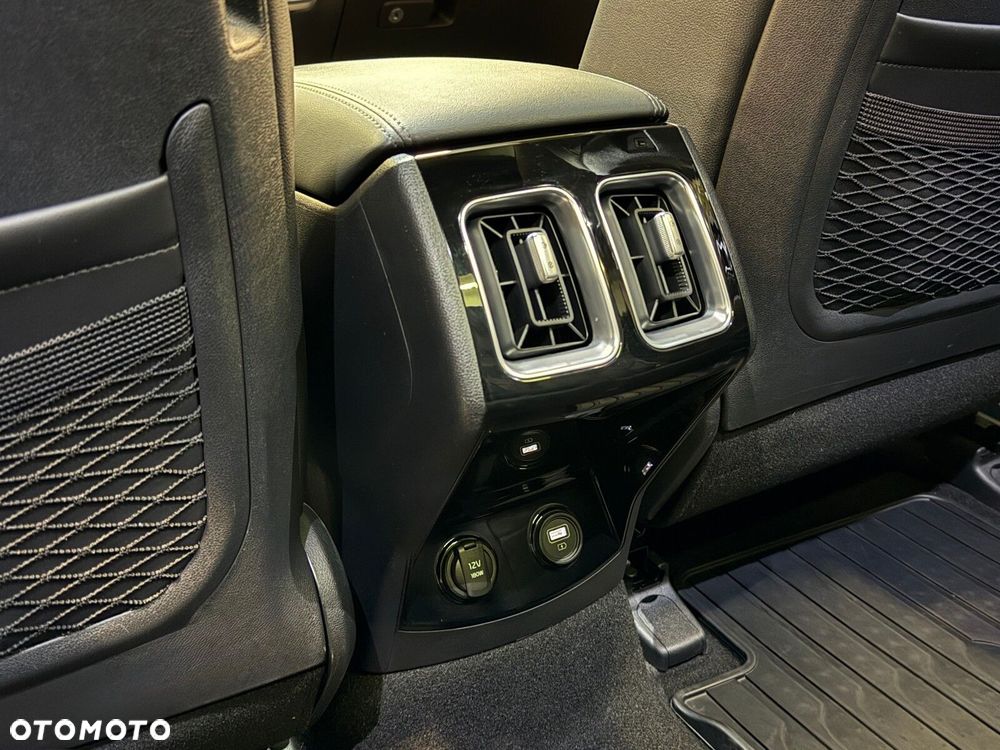 Kia Sorento 1.6 T-GDI HEV XL 7os - 31